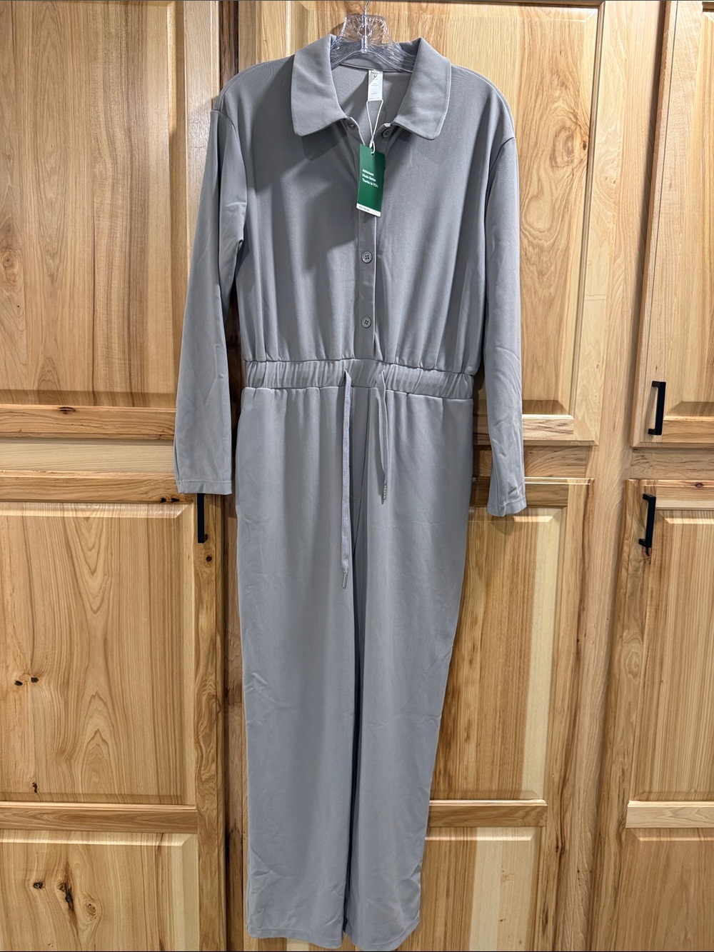 New HALARA Size M Waffle Gray Long-Sleeve Jumpsuit with Drawstring Cinched Waist